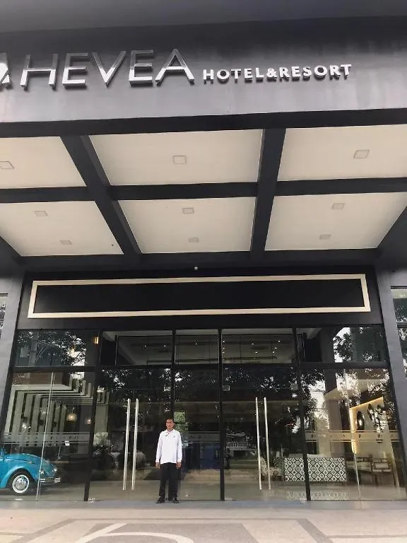 Sunday Hevea Hotel And Resort Angeles
