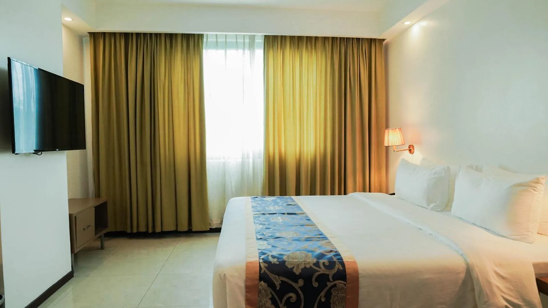 Sunday Hevea Hotel And Resort Angeles