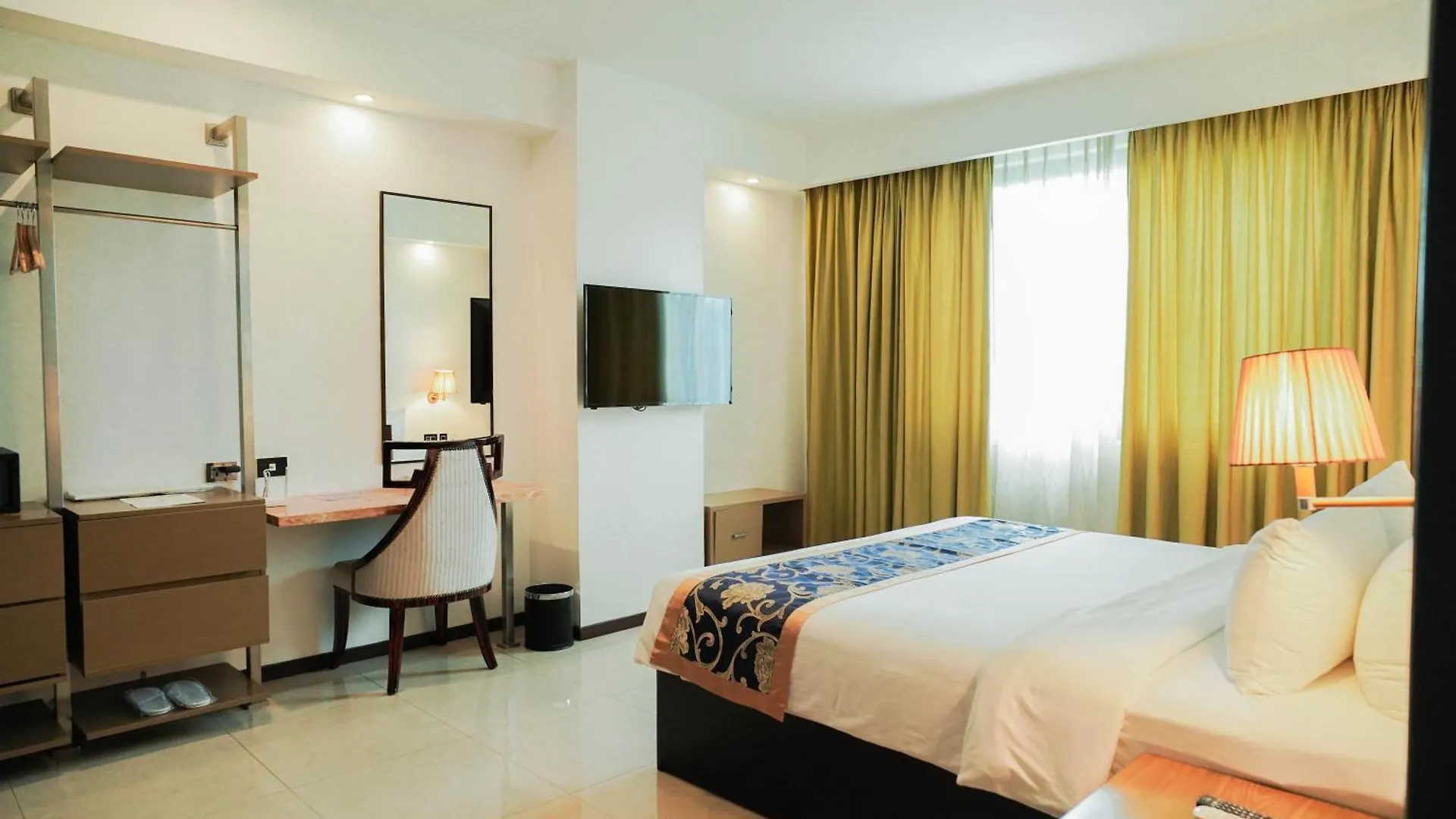 Sunday Hevea Hotel And Resort Angeles 3*,  Philippines