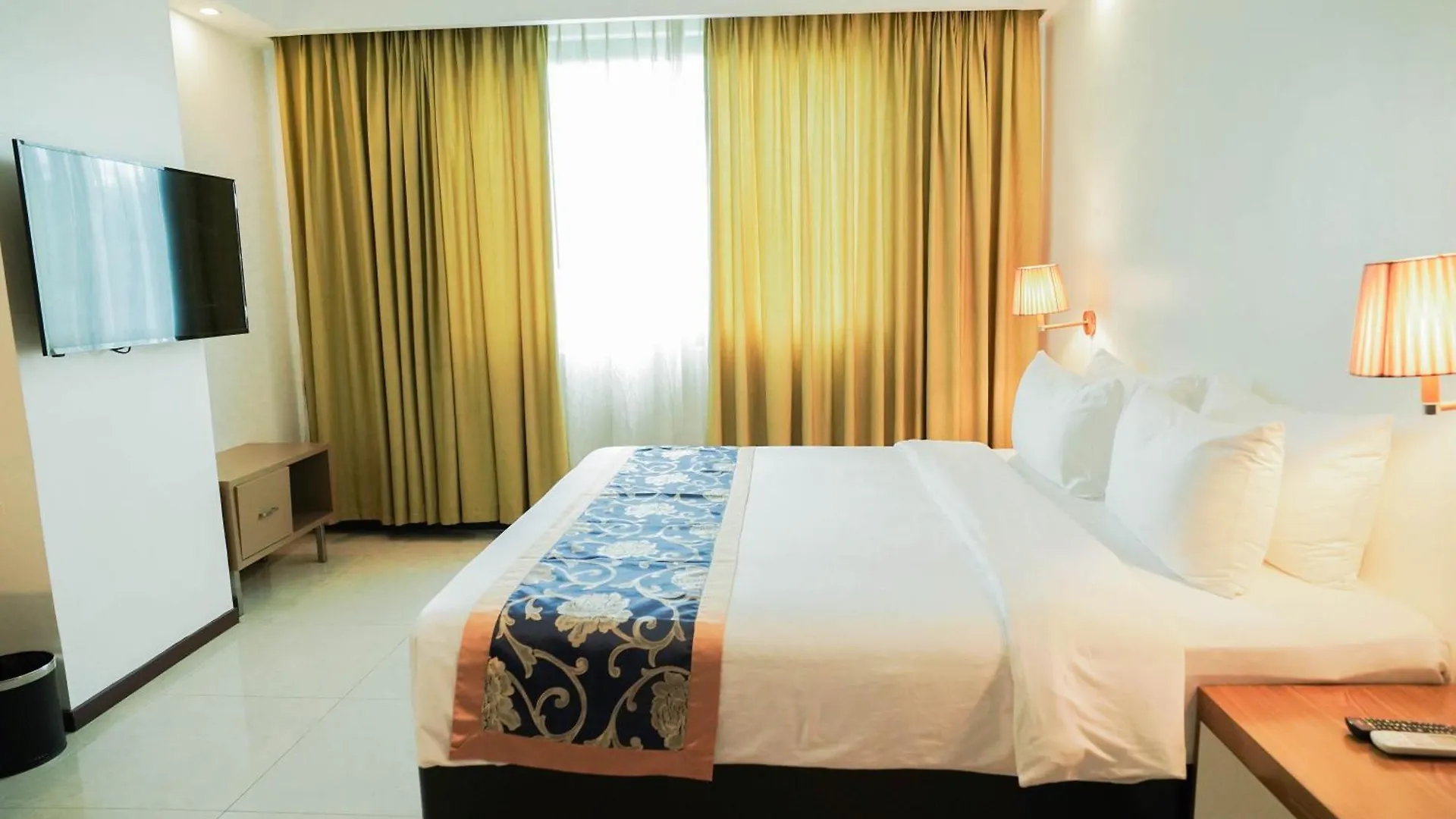 Sunday Hevea Hotel And Resort Angeles