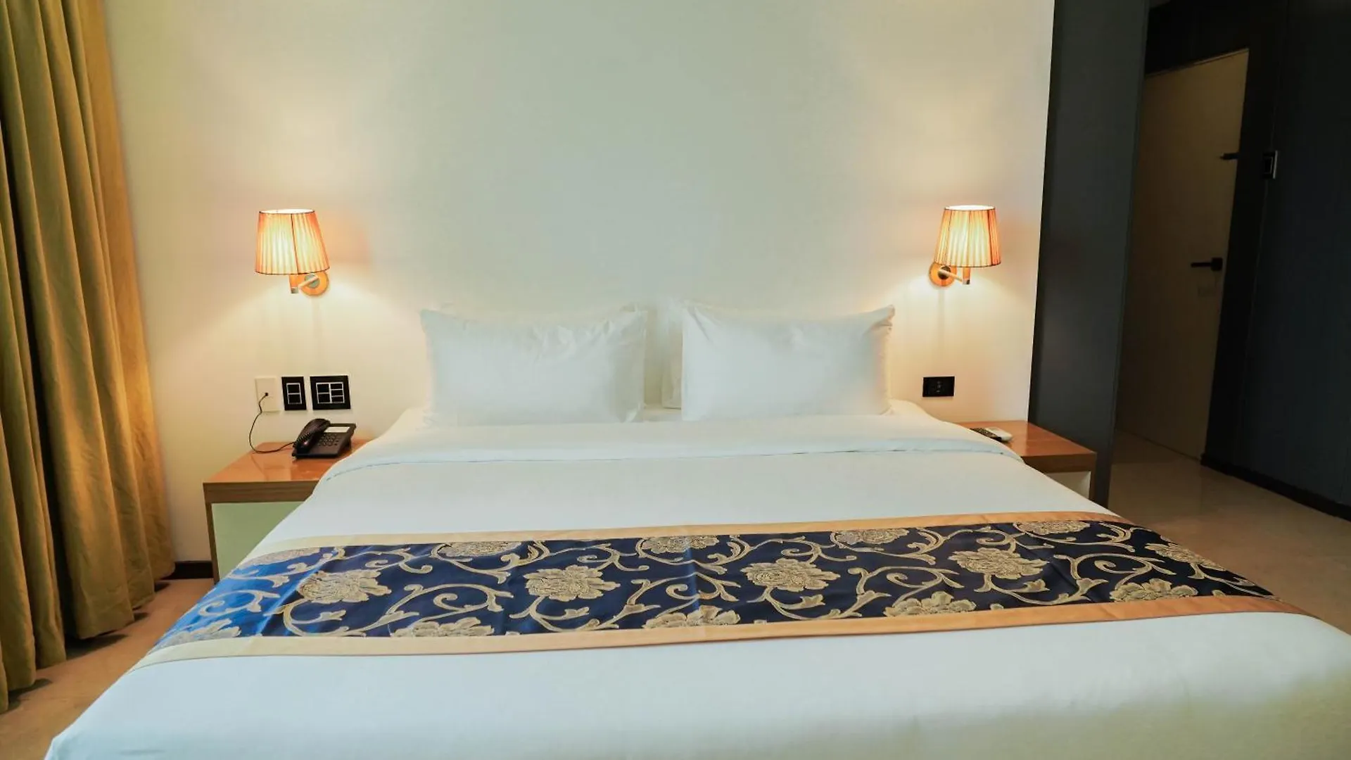Sunday Hevea Hotel And Resort Angeles 3*,