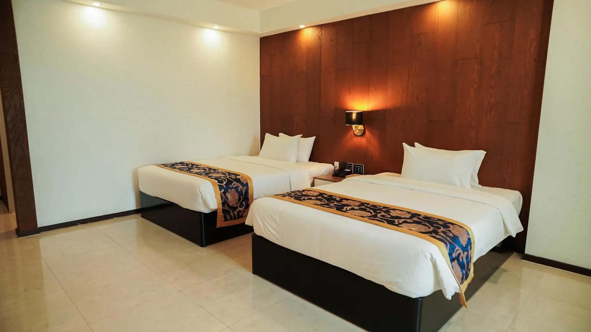 Sunday Hevea Hotel And Resort Angeles 3*,