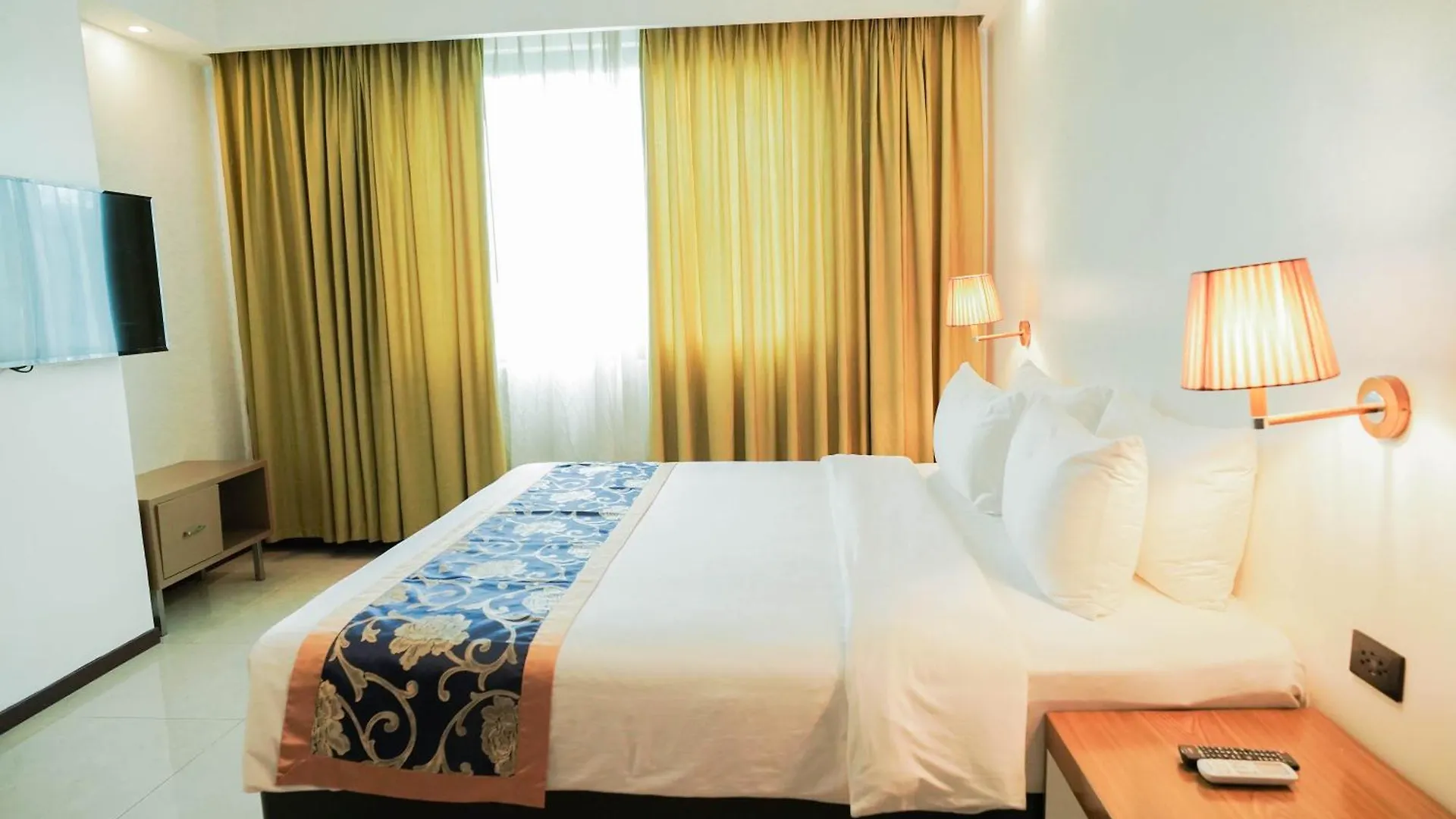 Sunday Hevea Hotel And Resort Angeles